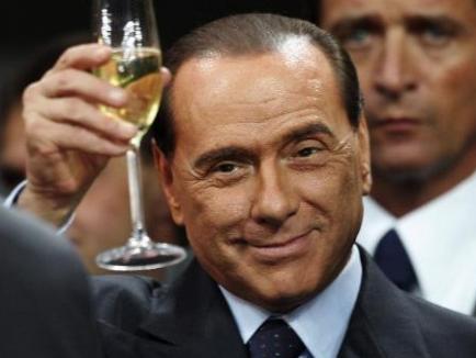 O femeie susţine că a participat la orgii cu Berlusconi